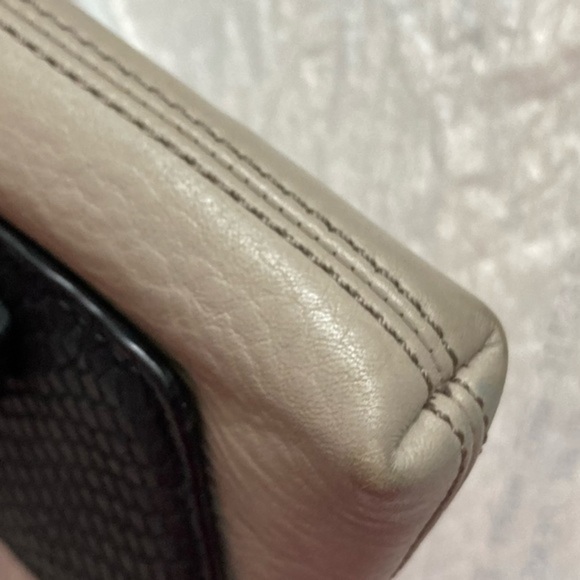 Kate spade black and creamy white leather bow crossbody bag - Picture 7 of 13